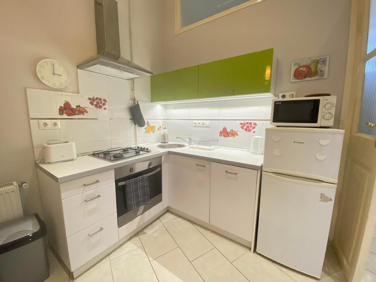 Orangehomes One Bedroom Cozy Apartment Budapest Luaran gambar